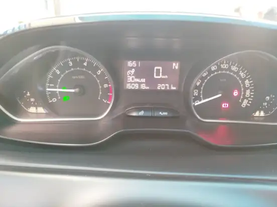 PEUGEOT-2008-1.6 16V FLEX GRIFFE 4P AUTOMÁTICO PEUGEOT-2008-2016