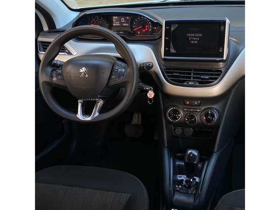 PEUGEOT-2008-2019