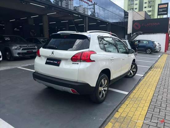 PEUGEOT-2008-1.6 16V FLEX GRIFFE 4P AUTOMÁTICO PEUGEOT-2008-2015