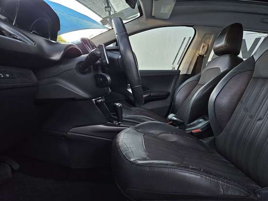 PEUGEOT-2008-2015