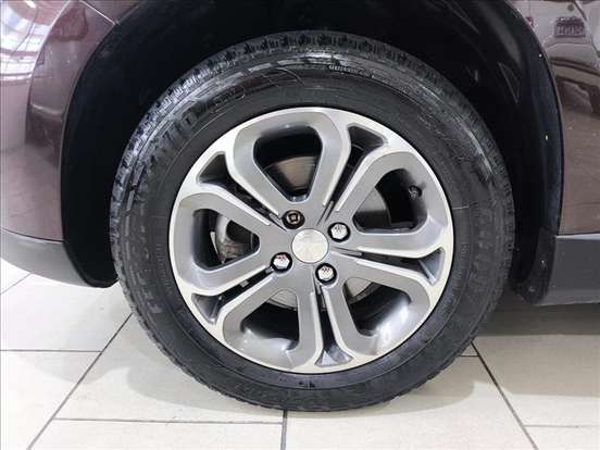 PEUGEOT-2008-2016