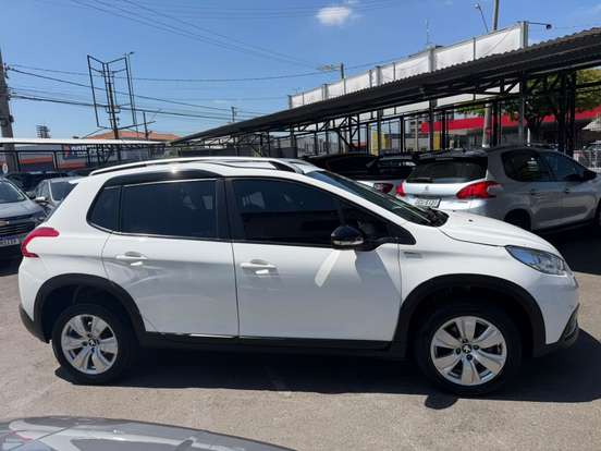 PEUGEOT-2008-2018