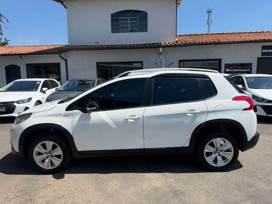 PEUGEOT-2008-2018