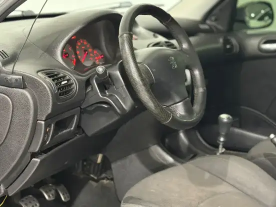 PEUGEOT-206-2006