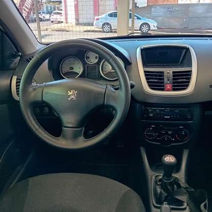 PEUGEOT-207-2013