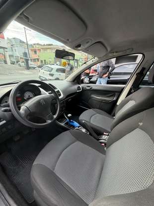 PEUGEOT-207-2011