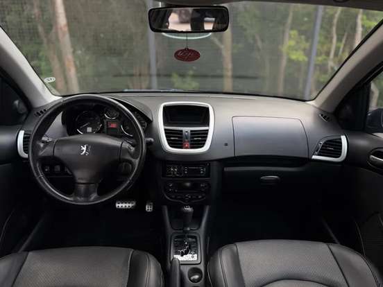 PEUGEOT-207-1.6 XS 16V FLEX 4P AUTOMÁTICO PEUGEOT-207-2008