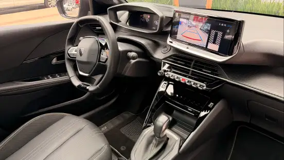 PEUGEOT-208-2025