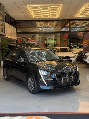 PEUGEOT-208-2021
