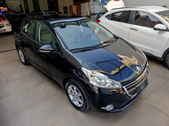 PEUGEOT-208-2015