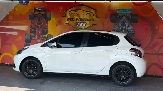 PEUGEOT-208-2016