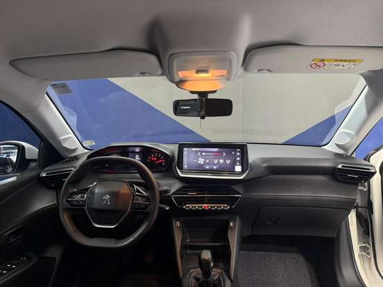 PEUGEOT-208-2023