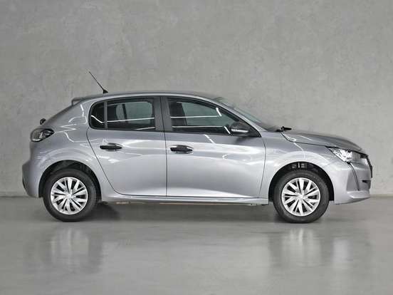 PEUGEOT-208-2023