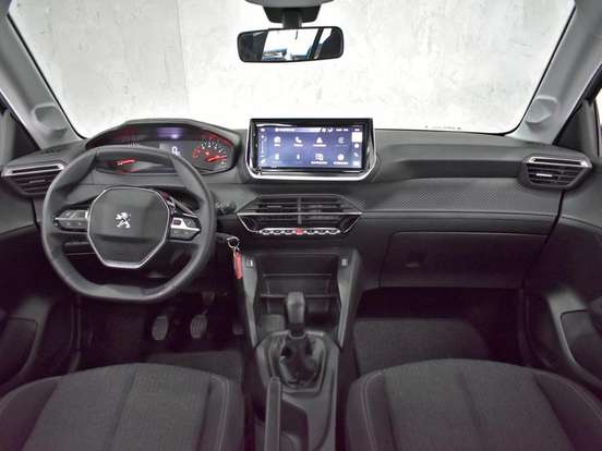 PEUGEOT-208-2023