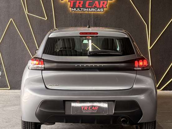 PEUGEOT-208-2022