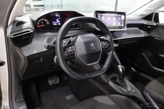 PEUGEOT-208-2023