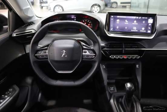 PEUGEOT-208-2023
