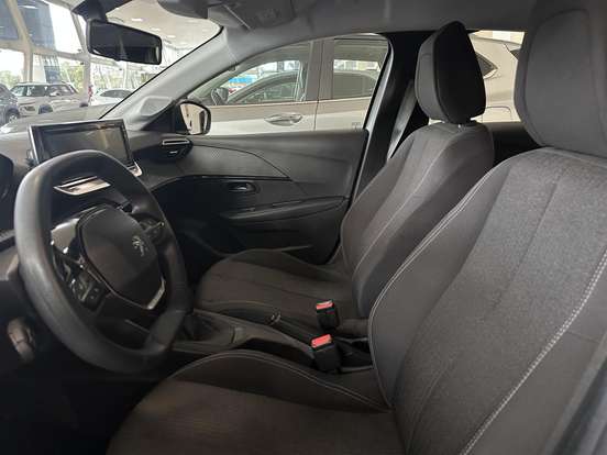 PEUGEOT-208-2023