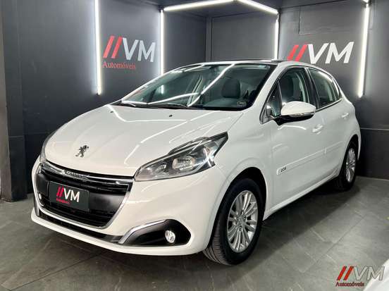 PEUGEOT-208-2016