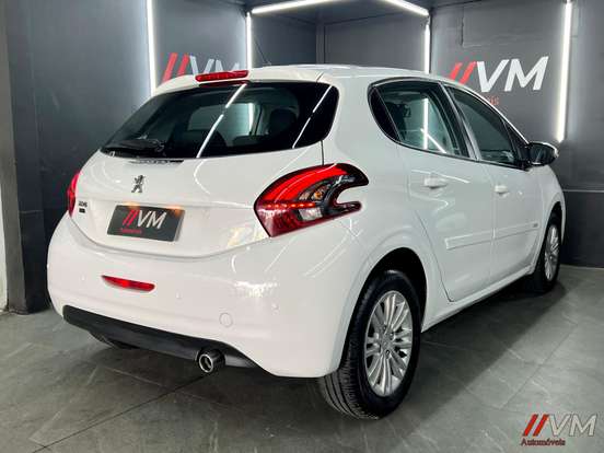 PEUGEOT-208-1.6 ALLURE 16V FLEX 4P AUTOMÁTICO PEUGEOT-208-2016