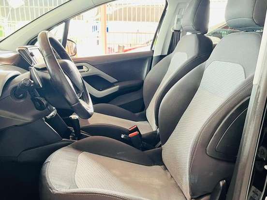 PEUGEOT-208-1.6 ALLURE 16V FLEX 4P AUTOMÁTICO PEUGEOT-208-2015