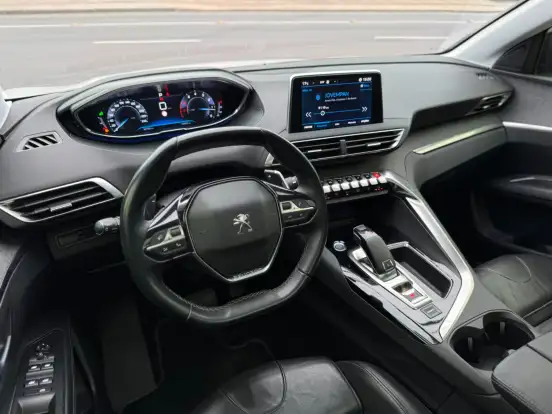 PEUGEOT-3008-1.6 GRIFFE PACK THP 16V GASOLINA 4P AUTOMÁTICO PEUGEOT-3008-2019