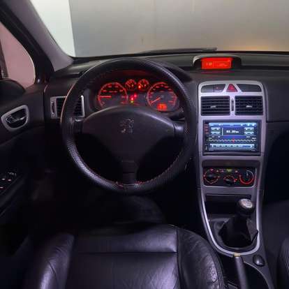 PEUGEOT-307-2008