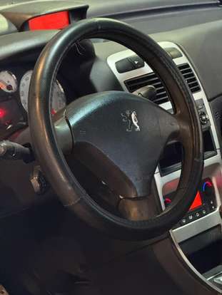 PEUGEOT-307-2010