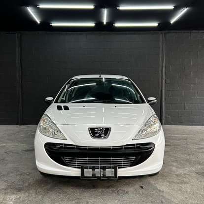PEUGEOT-207-2010