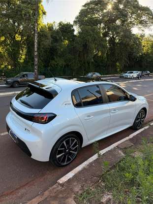 PEUGEOT-208-2024