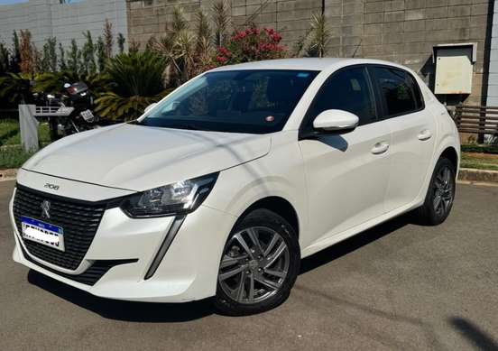 PEUGEOT-208-2022