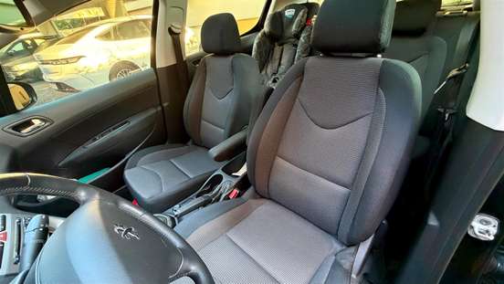 PEUGEOT-308-2013