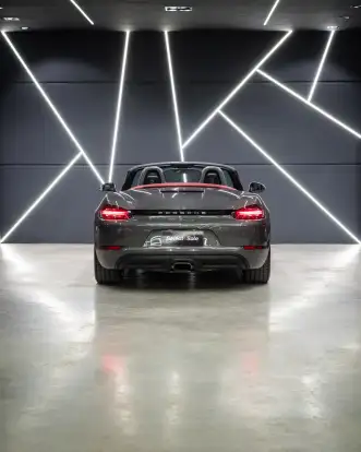 PORSCHE-718-2024