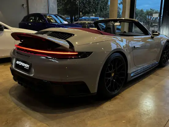 PORSCHE-911-3.0 24V H6 GASOLINA CARRERA 4 GTS CABRIOLET PDK PORSCHE-911-2024