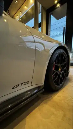 PORSCHE-911-2024