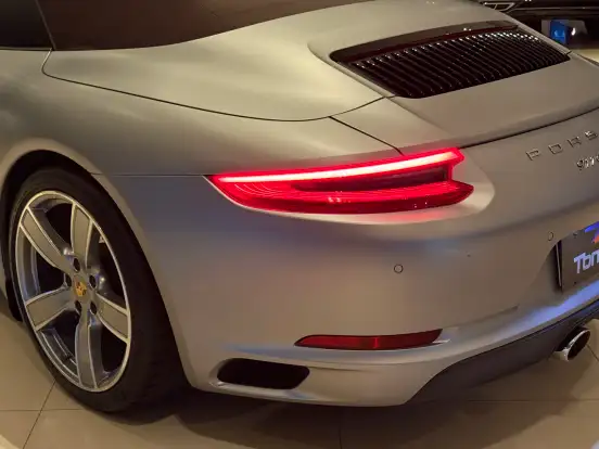 PORSCHE-911-2018