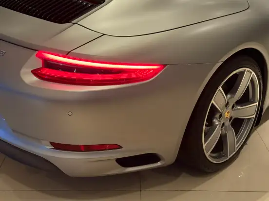 PORSCHE-911-2018