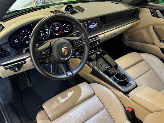 PORSCHE-911-2022