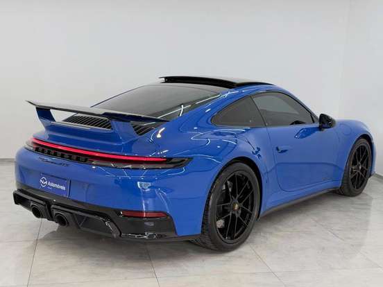 PORSCHE-911-2025