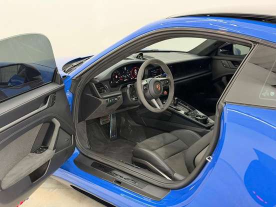 PORSCHE-911-3.6 24V H6 T-HYBRID CARRERA GTS PDK PORSCHE-911-2025