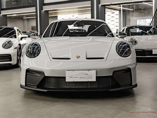 PORSCHE-911-2025