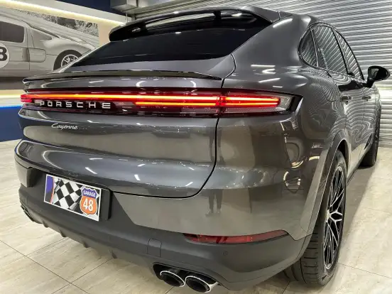PORSCHE-CAYENNE-2024