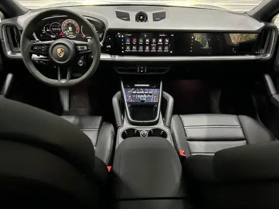 PORSCHE-CAYENNE-2024