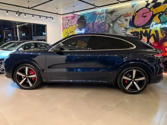 PORSCHE-CAYENNE-2024