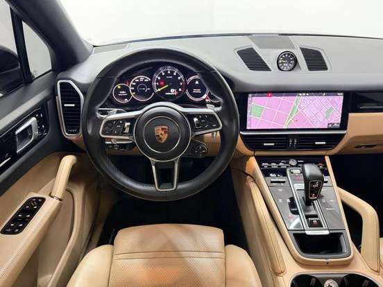 PORSCHE-CAYENNE-2019