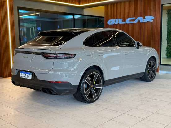 PORSCHE-CAYENNE-2023