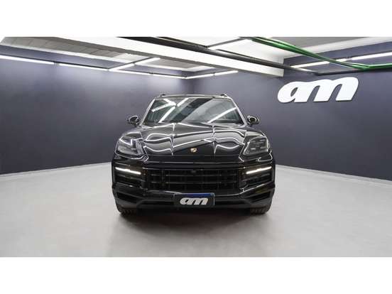 PORSCHE-CAYENNE-2024