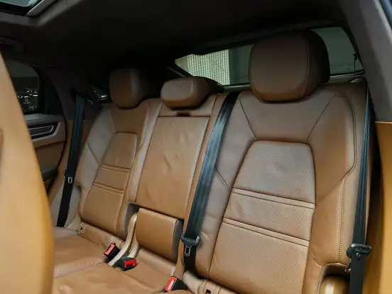 PORSCHE-CAYENNE-2019