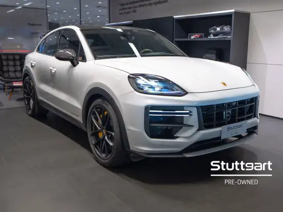 PORSCHE-CAYENNE-2023