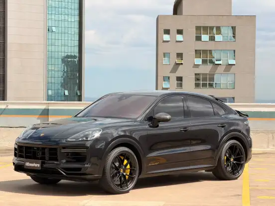 PORSCHE-CAYENNE-2022